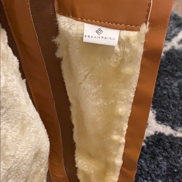 New brown knee high boots - Picture 5 of 6